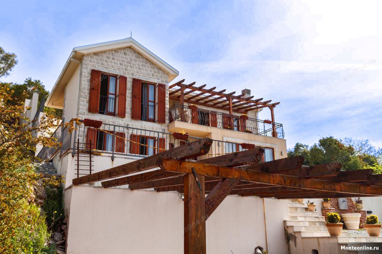 Вилла в Кримовице, Черногория, 220 м² - фото 2