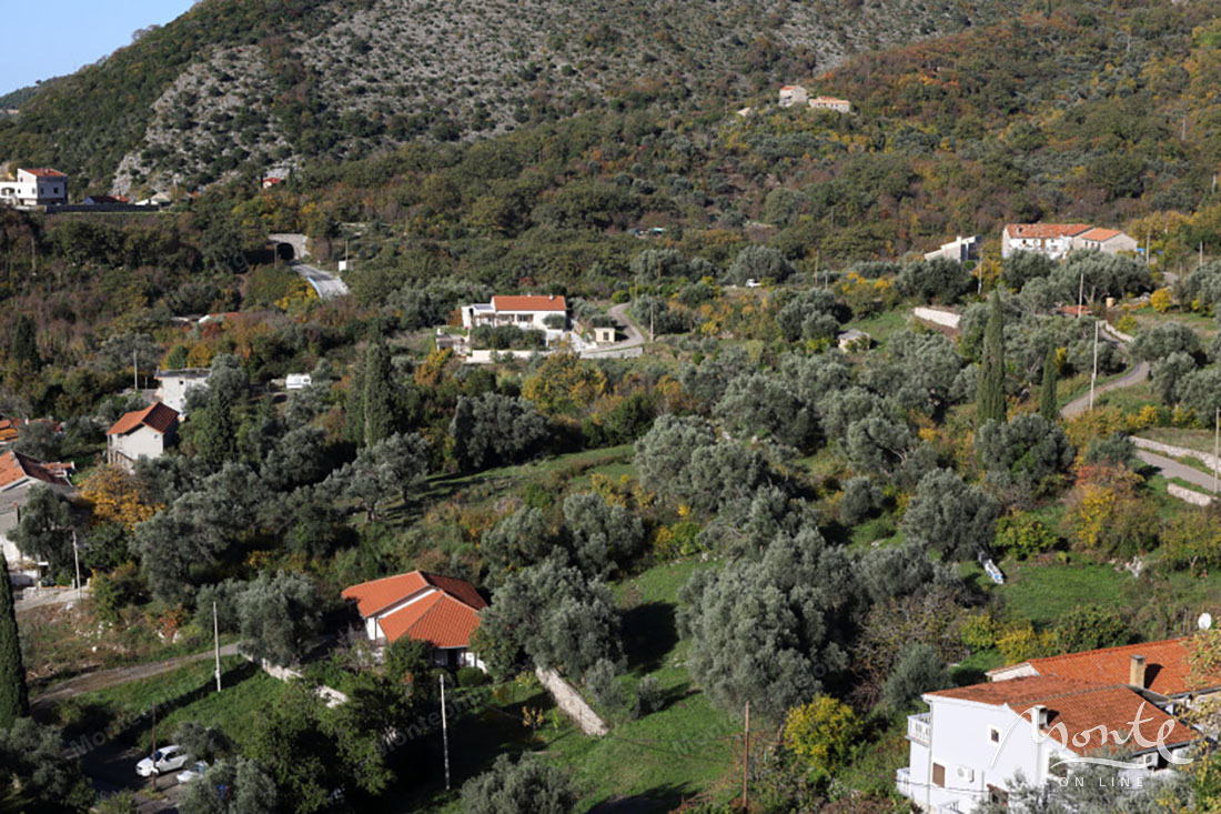 Земля в Булярице, Черногория, 3 240 м² - фото 2