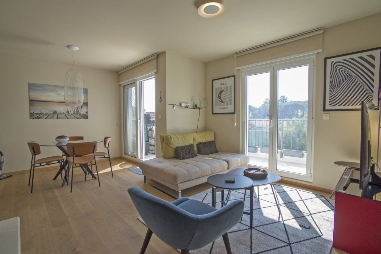 Апартаменты в Тивате, Черногория, 64 м² - фото 2