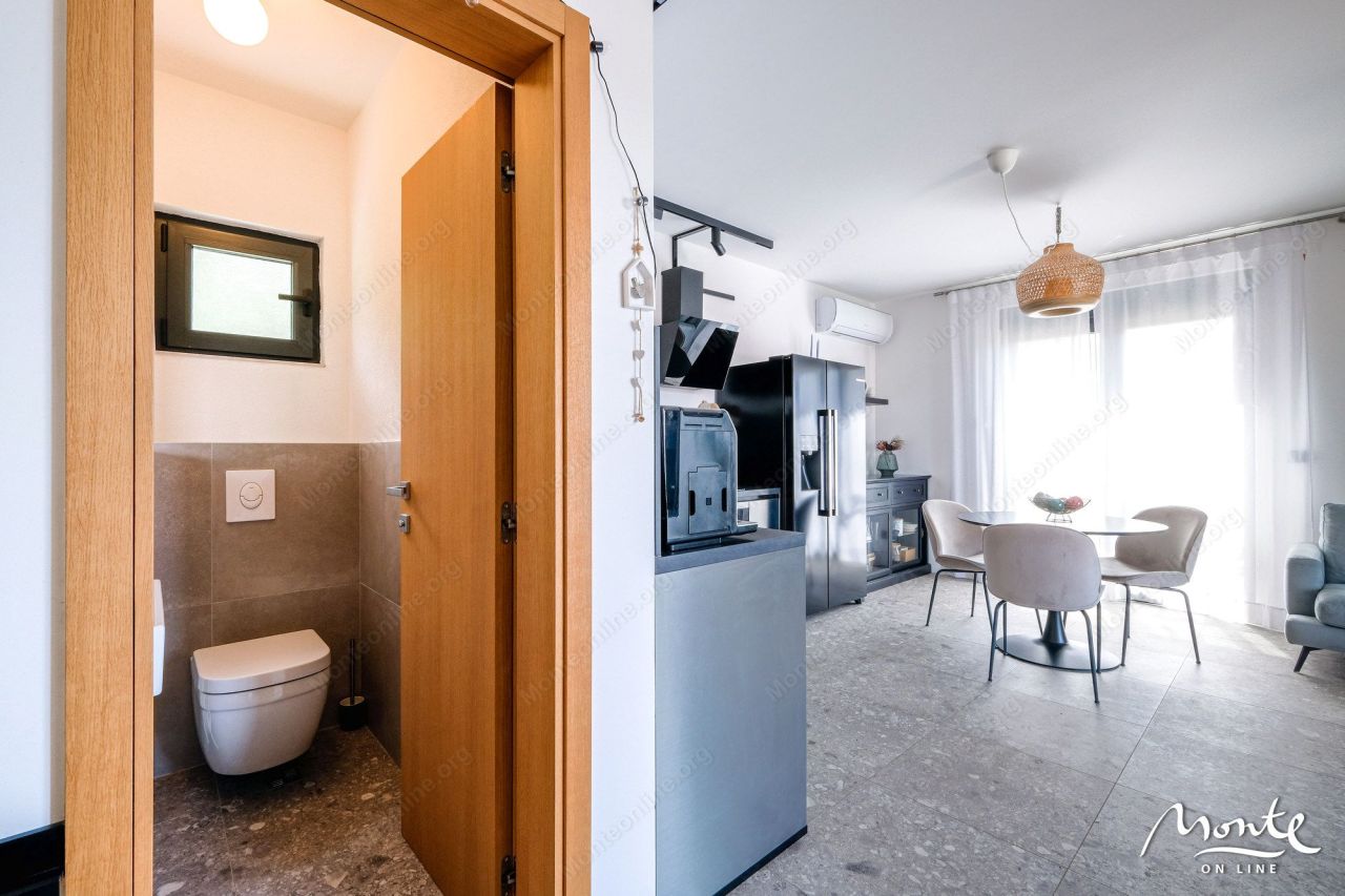 Апартаменты в Тивате, Черногория, 77 м² - фото 3