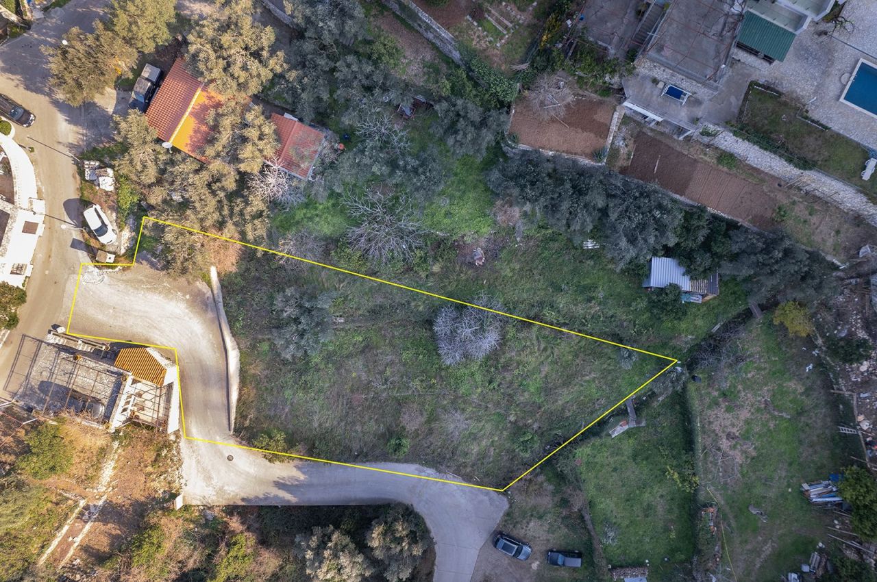 Земля в Режевичах, Черногория, 1 127 м² - фото 3