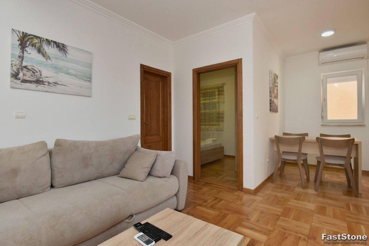 Апартаменты в Биеле, Черногория, 47 м² - фото 3