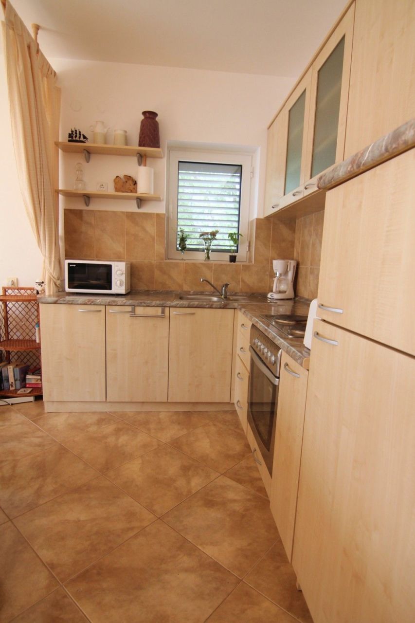 Апартаменты в Доброте, Черногория, 55 м² - фото 3