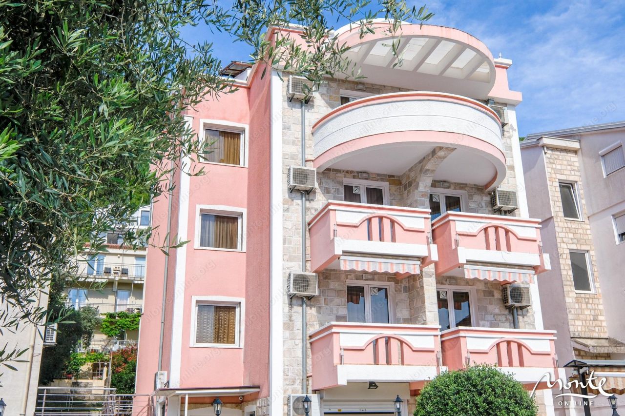 Отель, гостиница в Будве, Черногория, 1 256 м² - фото 3