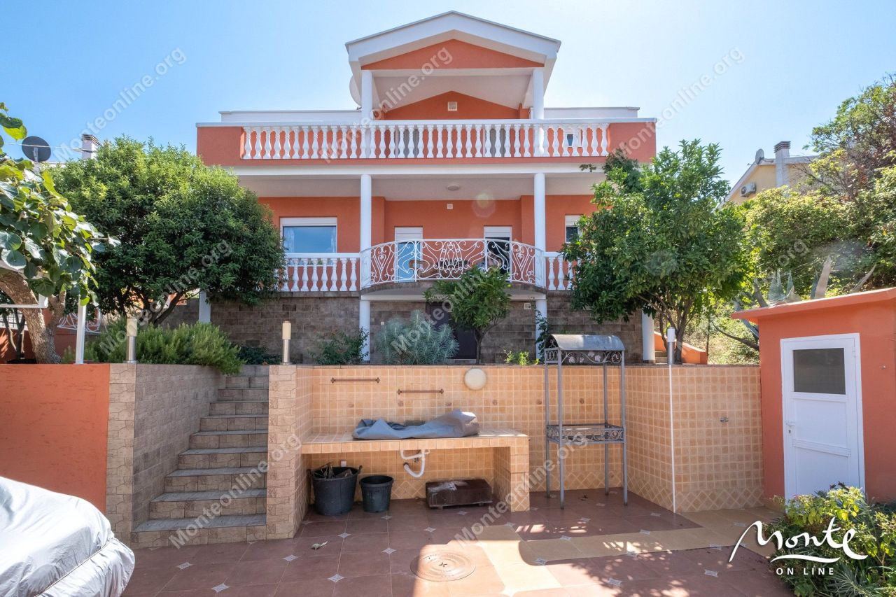 Вилла в Крашичах, Черногория, 89 м² - фото 3