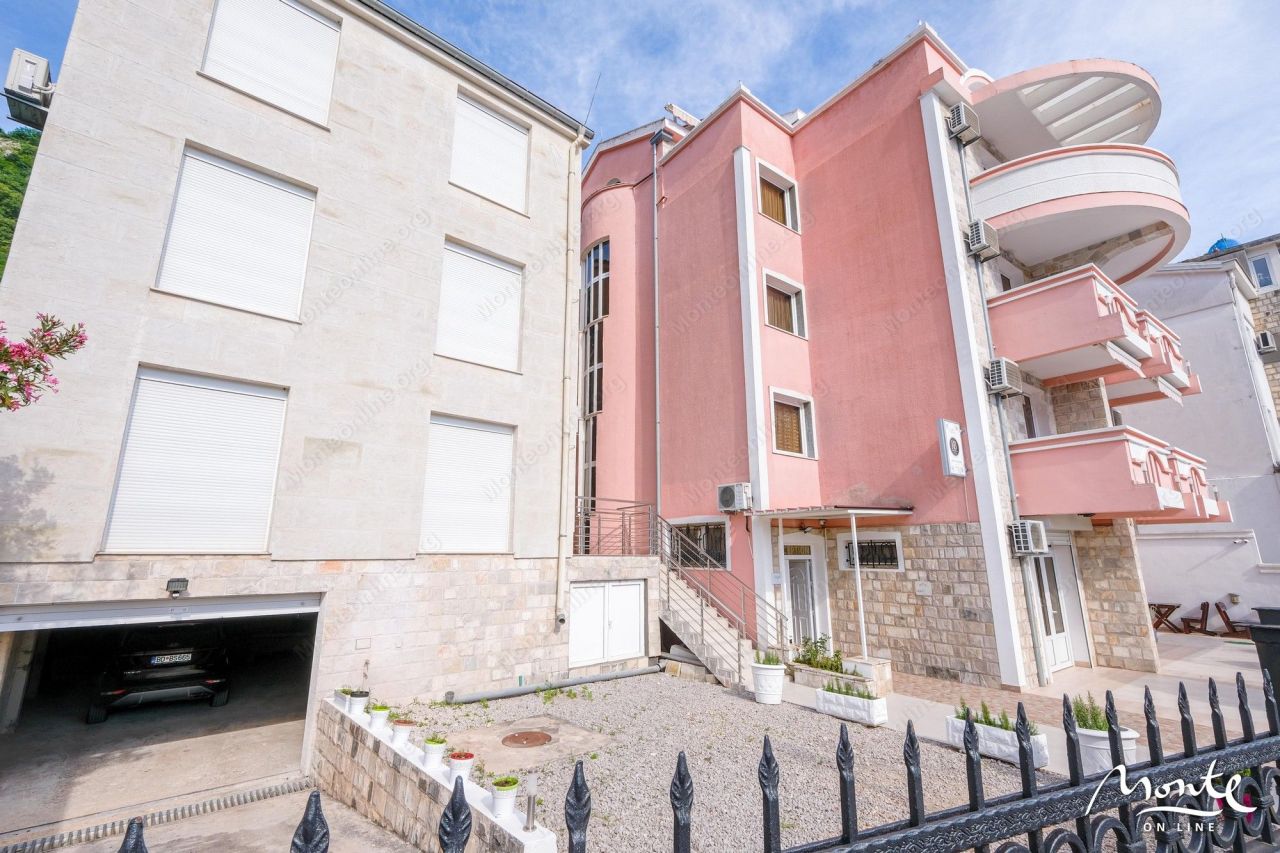 Отель, гостиница в Будве, Черногория, 1 256 м² - фото 4