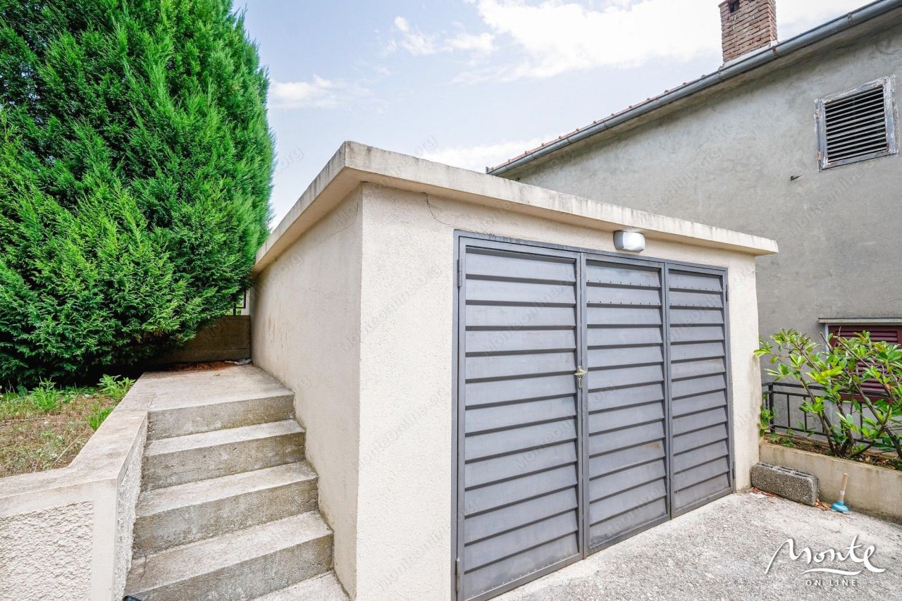 Вилла в Биеле, Черногория, 200 м² - фото 4