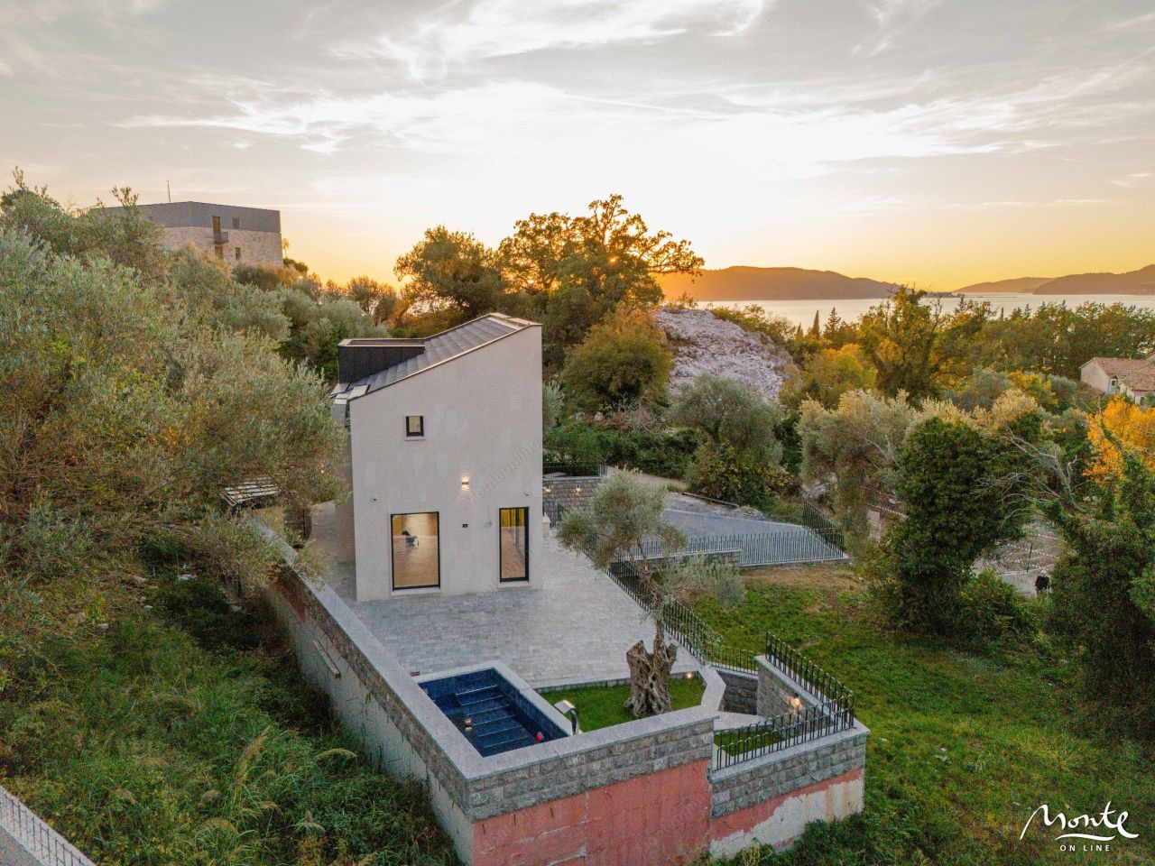 Вилла в Пржно, Черногория, 240 м² - фото 4