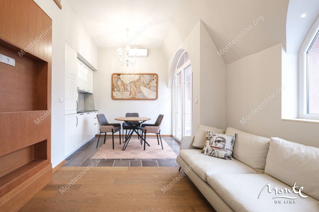 Апартаменты в Тивате, Черногория, 49 м² - фото 4