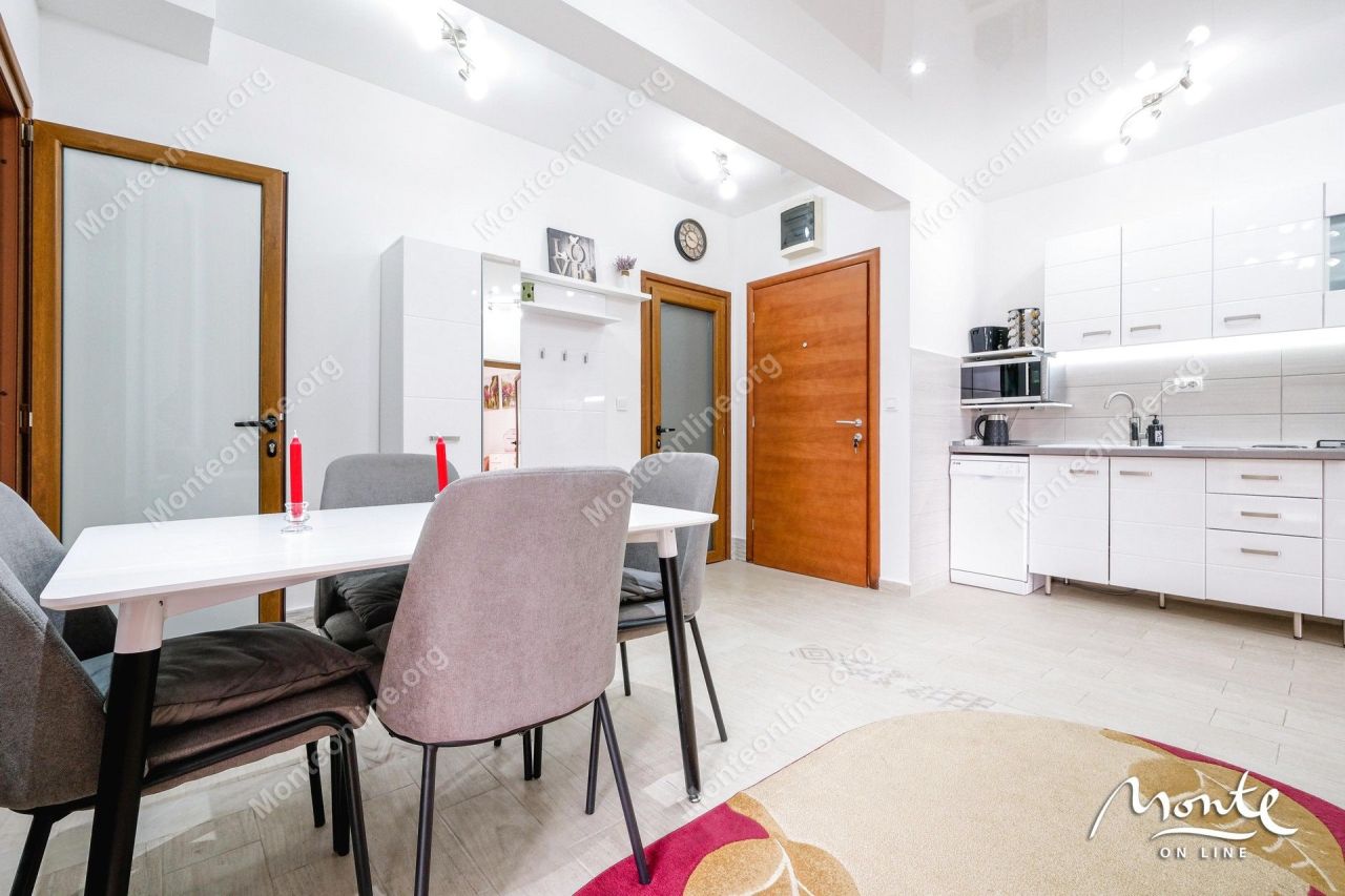 Апартаменты в Тивате, Черногория, 77 м² - фото 4