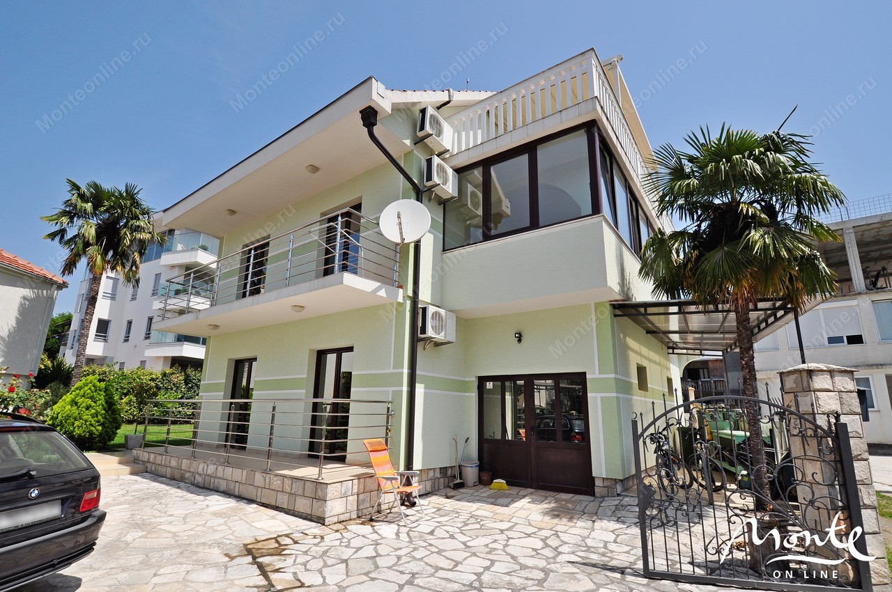 Вилла в Тивате, Черногория, 283 м² - фото 4