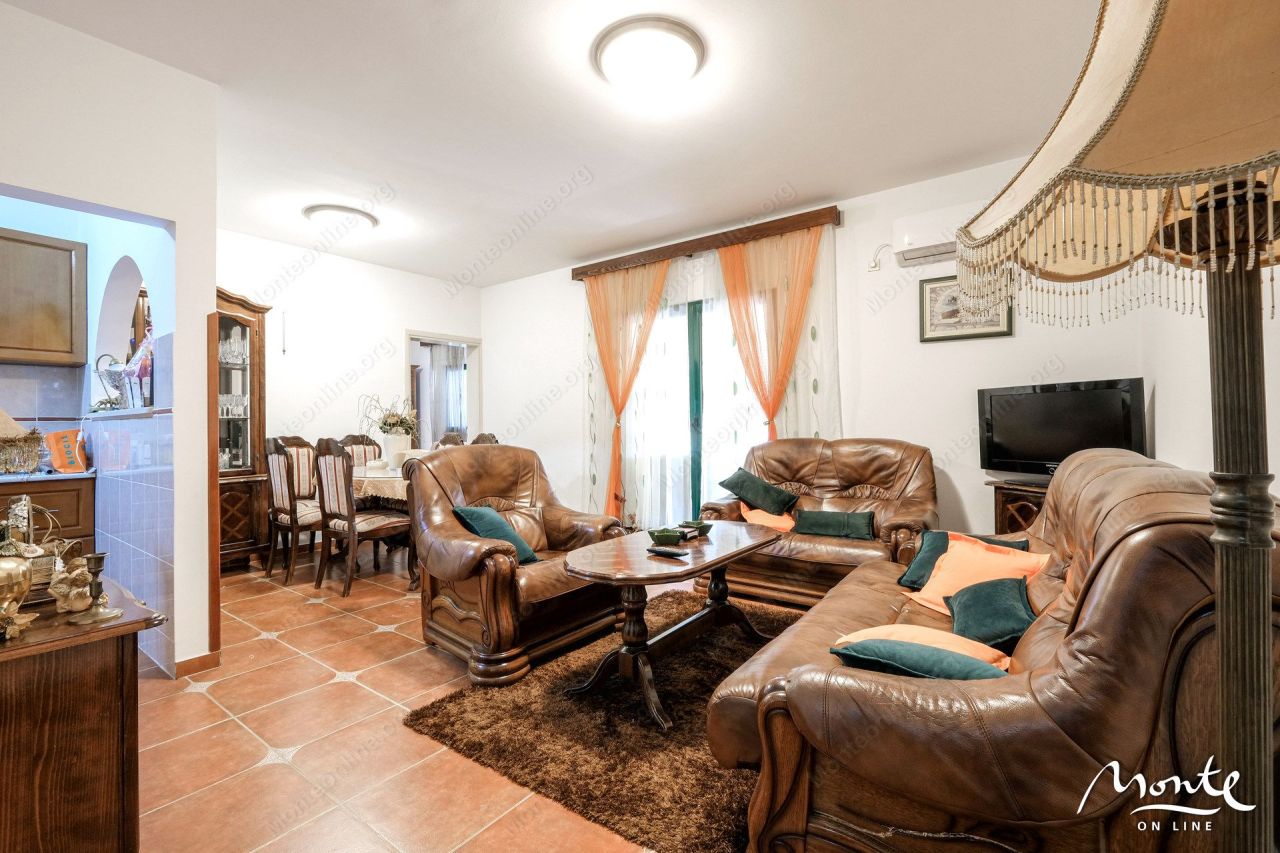 Апартаменты в Биеле, Черногория, 64 м² - фото 5