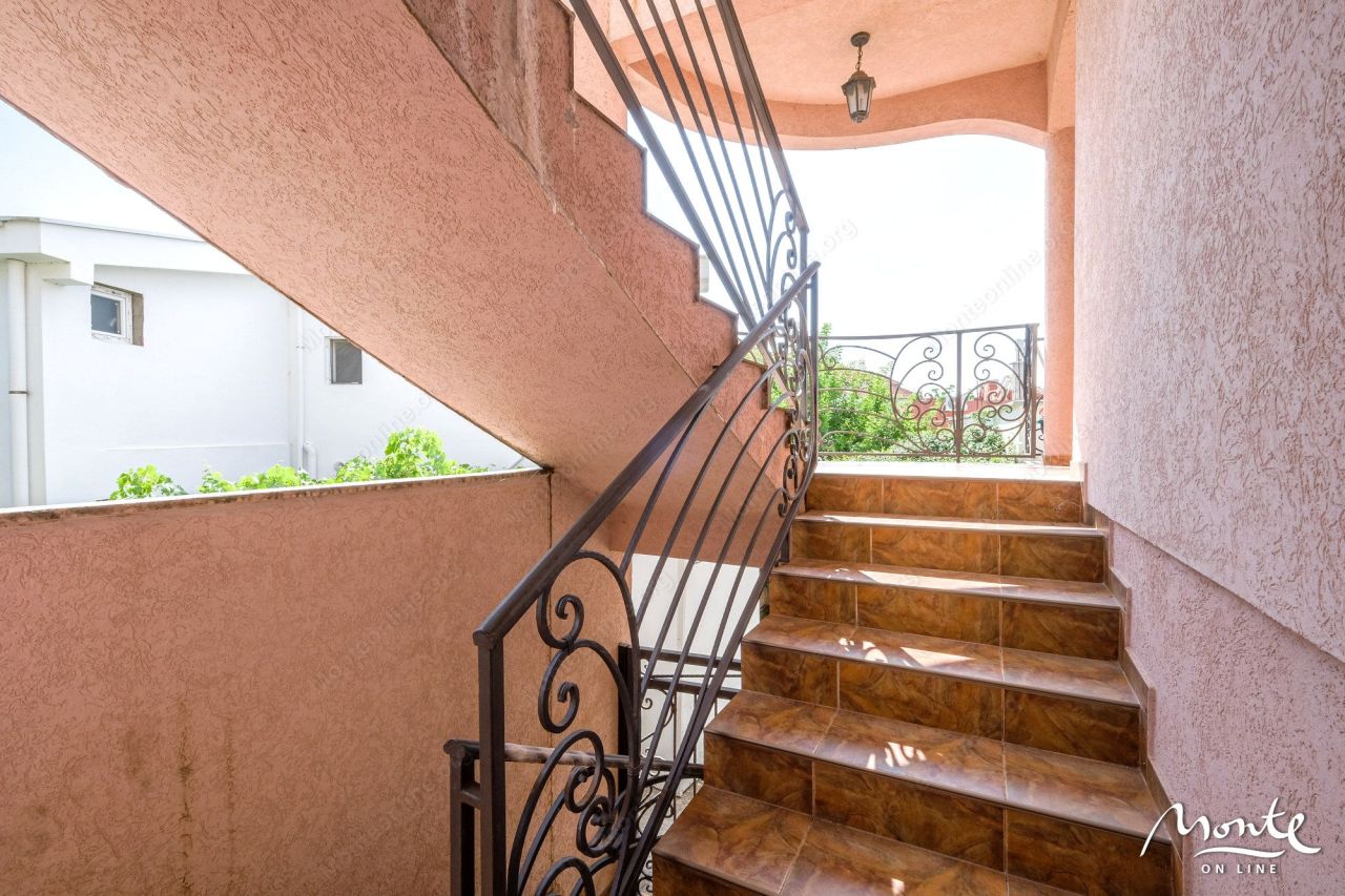 Вилла в Баре, Черногория, 280 м² - фото 5