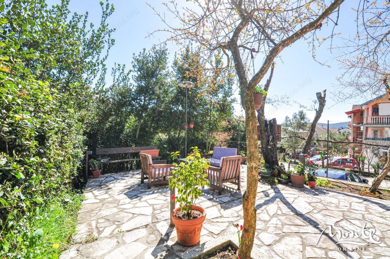 Вилла в Тивате, Черногория, 525 м² - фото 6