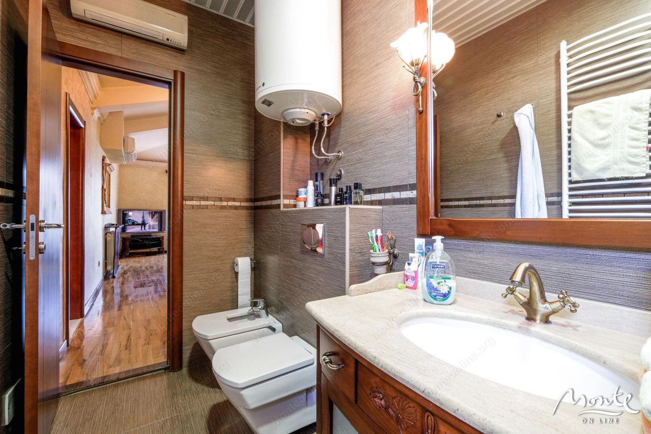 Апартаменты в Будве, Черногория, 179 м² - фото 7