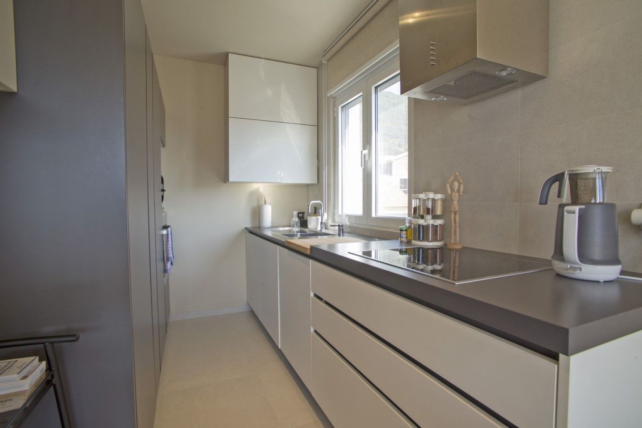 Апартаменты в Тивате, Черногория, 64 м² - фото 7