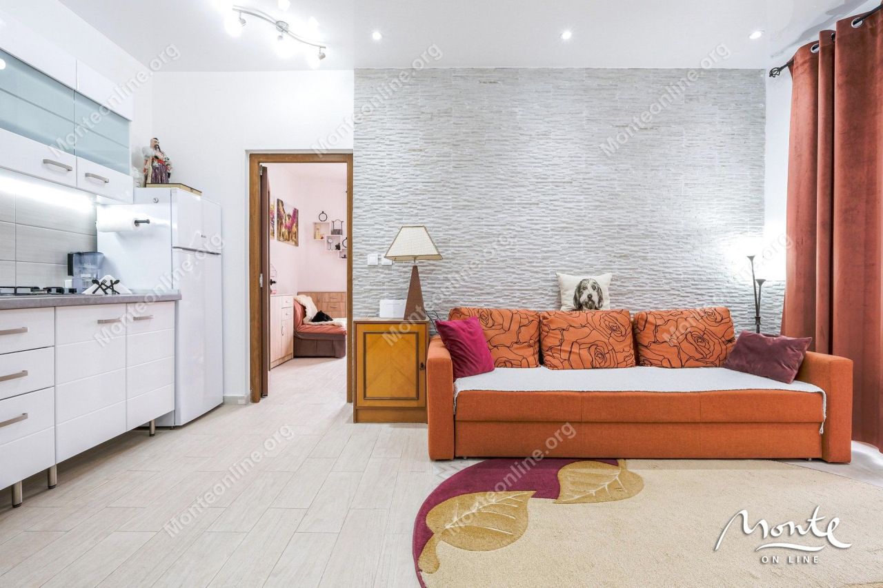 Апартаменты в Тивате, Черногория, 77 м² - фото 7