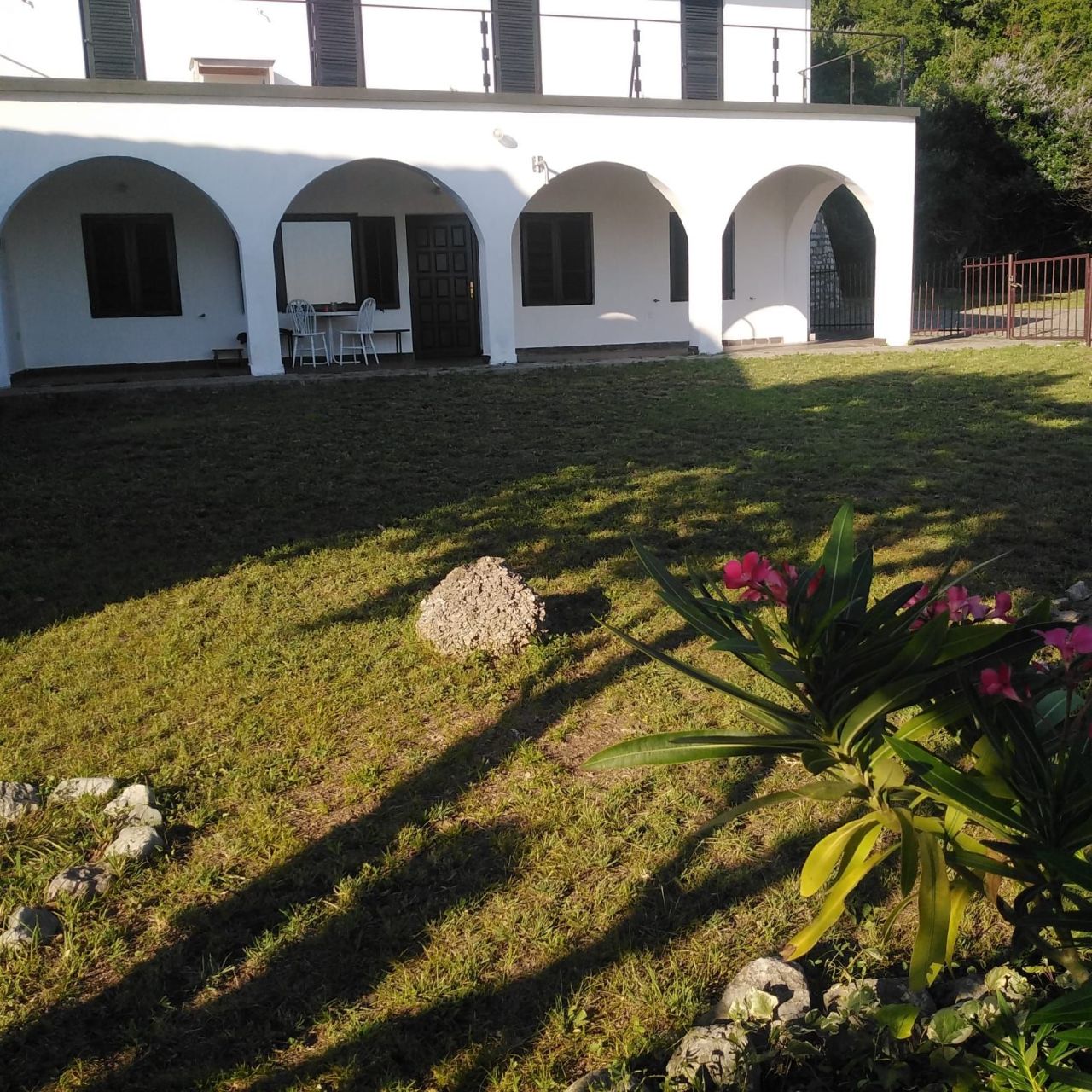 Отель, гостиница в Петроваце, Черногория, 480 м² - фото 7