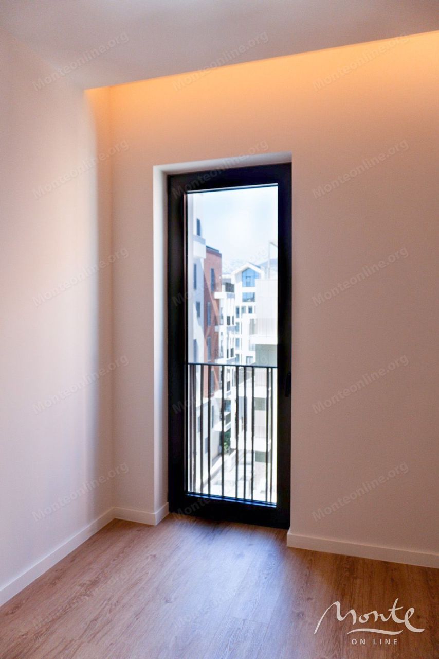 Апартаменты в Тивате, Черногория, 55.61 м² - фото 8