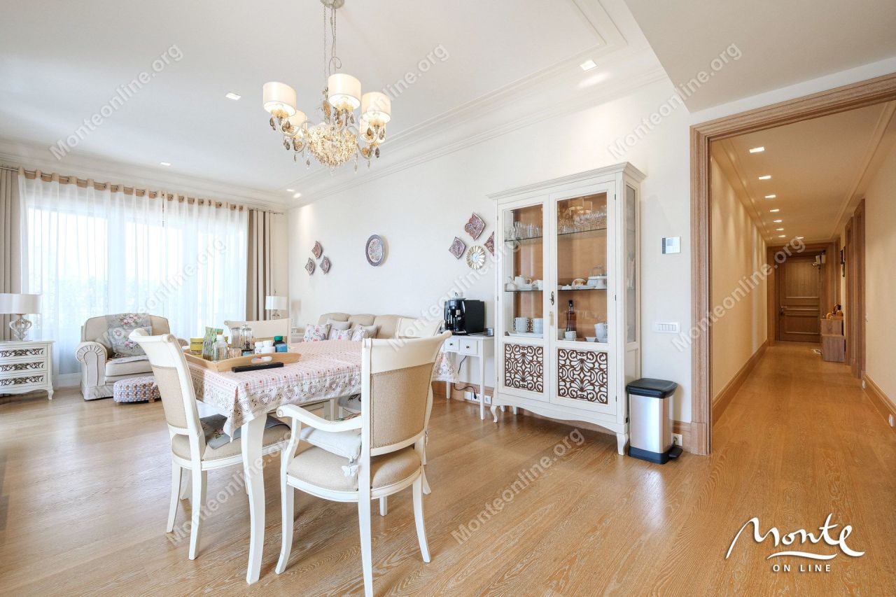 Апартаменты в Тивате, Черногория, 136 м² - фото 8