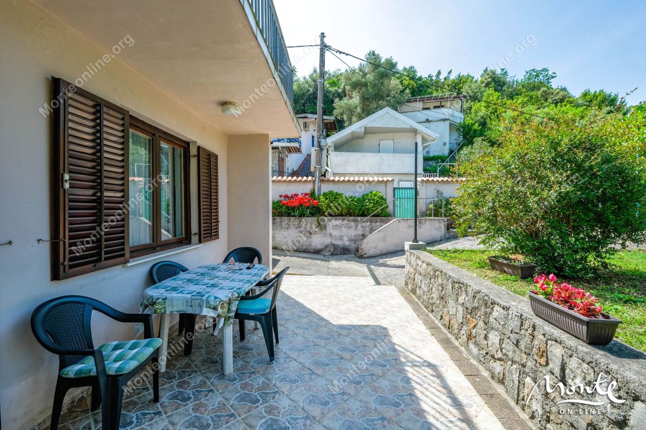 Вилла в Тивате, Черногория, 116 м² - фото 8