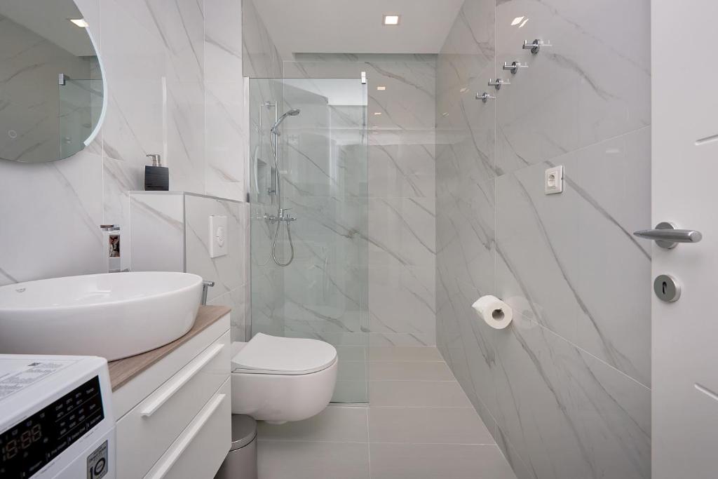 Отель, гостиница в Ластве, Черногория, 382 м² - фото 8