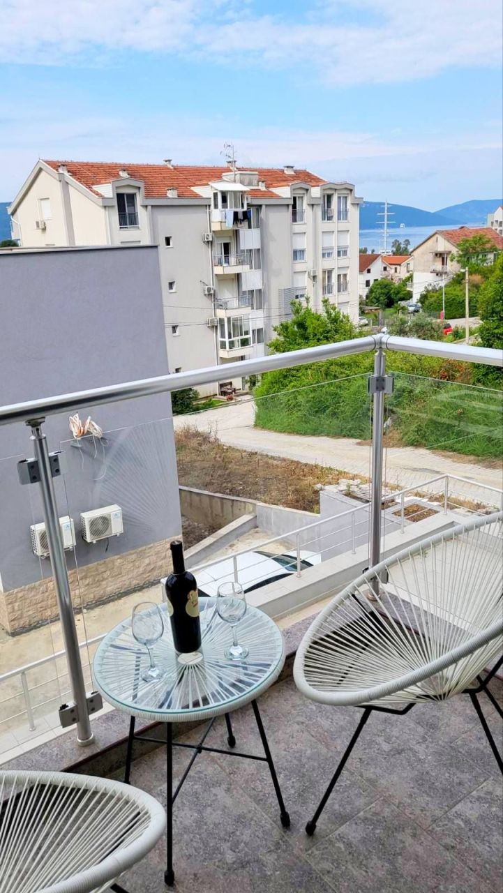 Апартаменты в Тивате, Черногория, 63 м² - фото 9