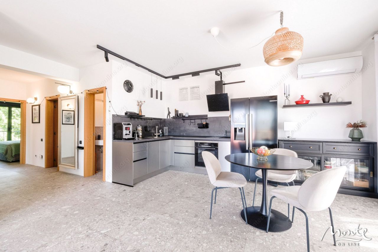 Апартаменты в Тивате, Черногория, 77 м² - фото 9