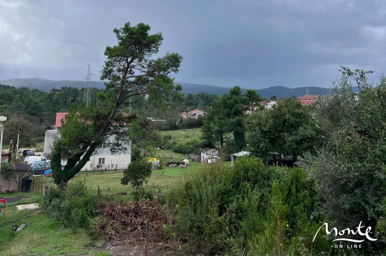 Земля в Тивате, Черногория, 1 219 м² - фото 9