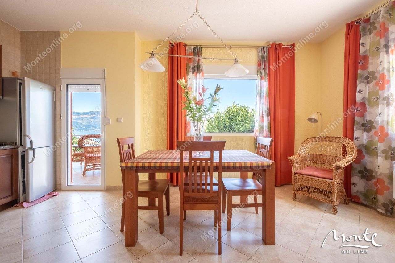 Вилла в Крашичах, Черногория, 89 м² - фото 9