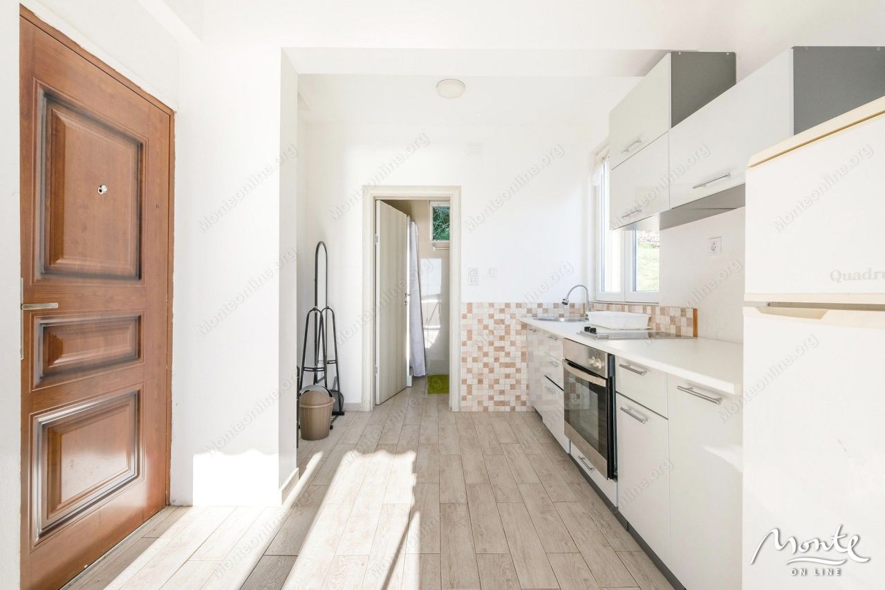 Апартаменты в Кумборе, Черногория, 52 м² - фото 9