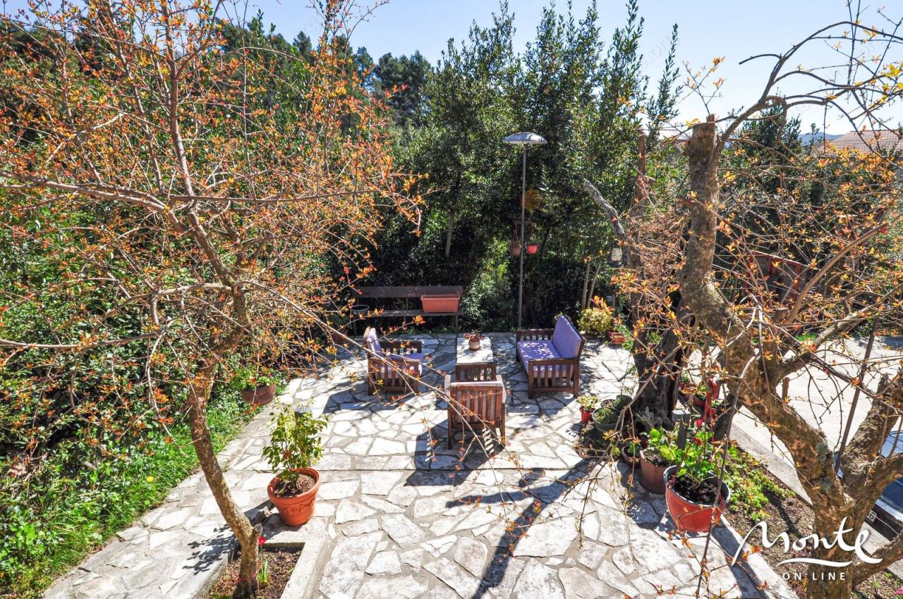 Вилла в Тивате, Черногория, 525 м² - фото 10