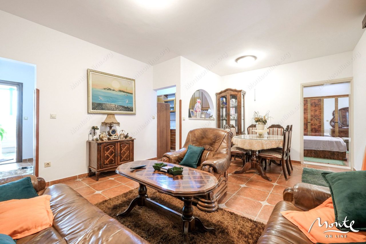 Апартаменты в Биеле, Черногория, 64 м² - фото 10