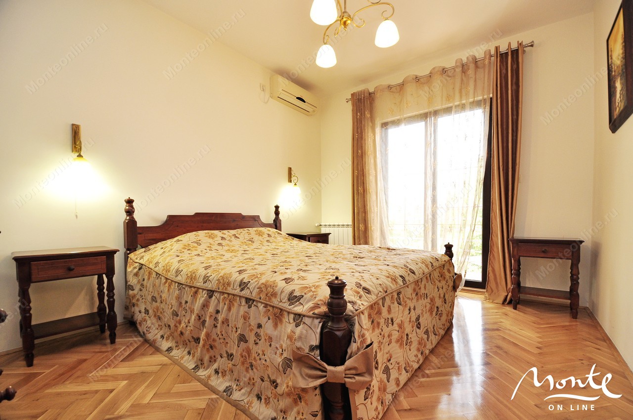 Вилла в Тивате, Черногория, 283 м² - фото 11