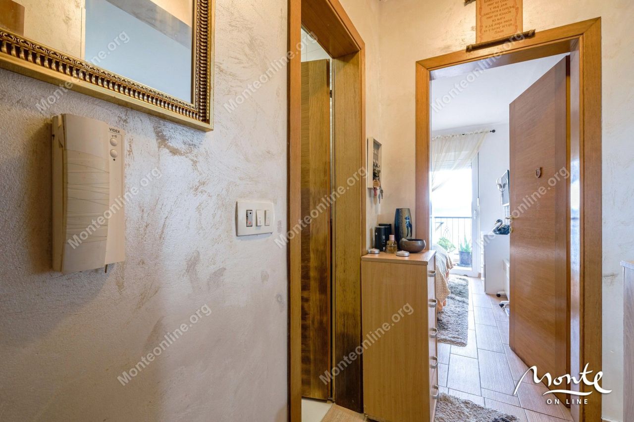 Апартаменты в Биеле, Черногория, 38 м² - фото 11