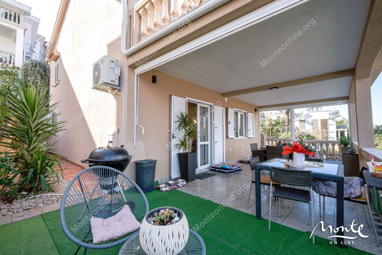 Вилла в Крашичах, Черногория, 210 м² - фото 11