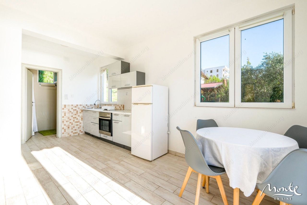 Апартаменты в Кумборе, Черногория, 52 м² - фото 11