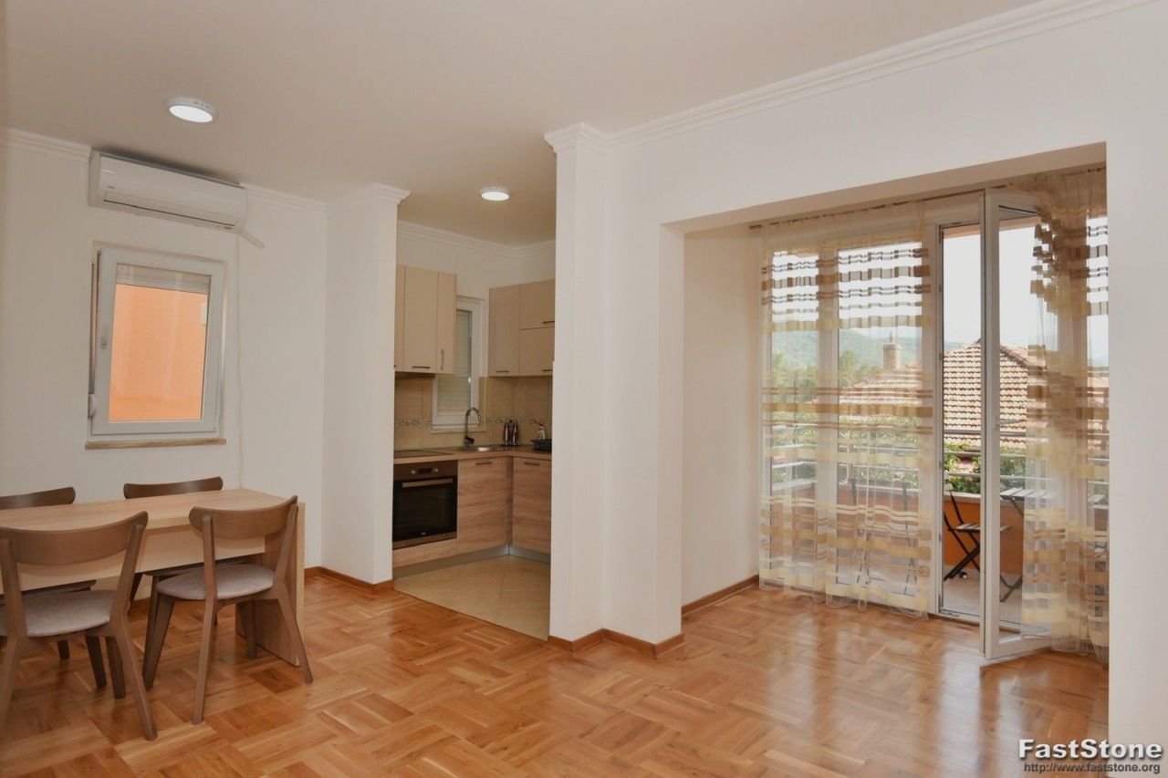 Апартаменты в Биеле, Черногория, 47 м² - фото 12