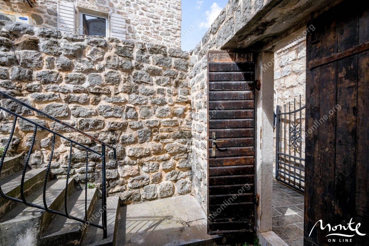 Вилла в Будве, Черногория, 91 м² - фото 12