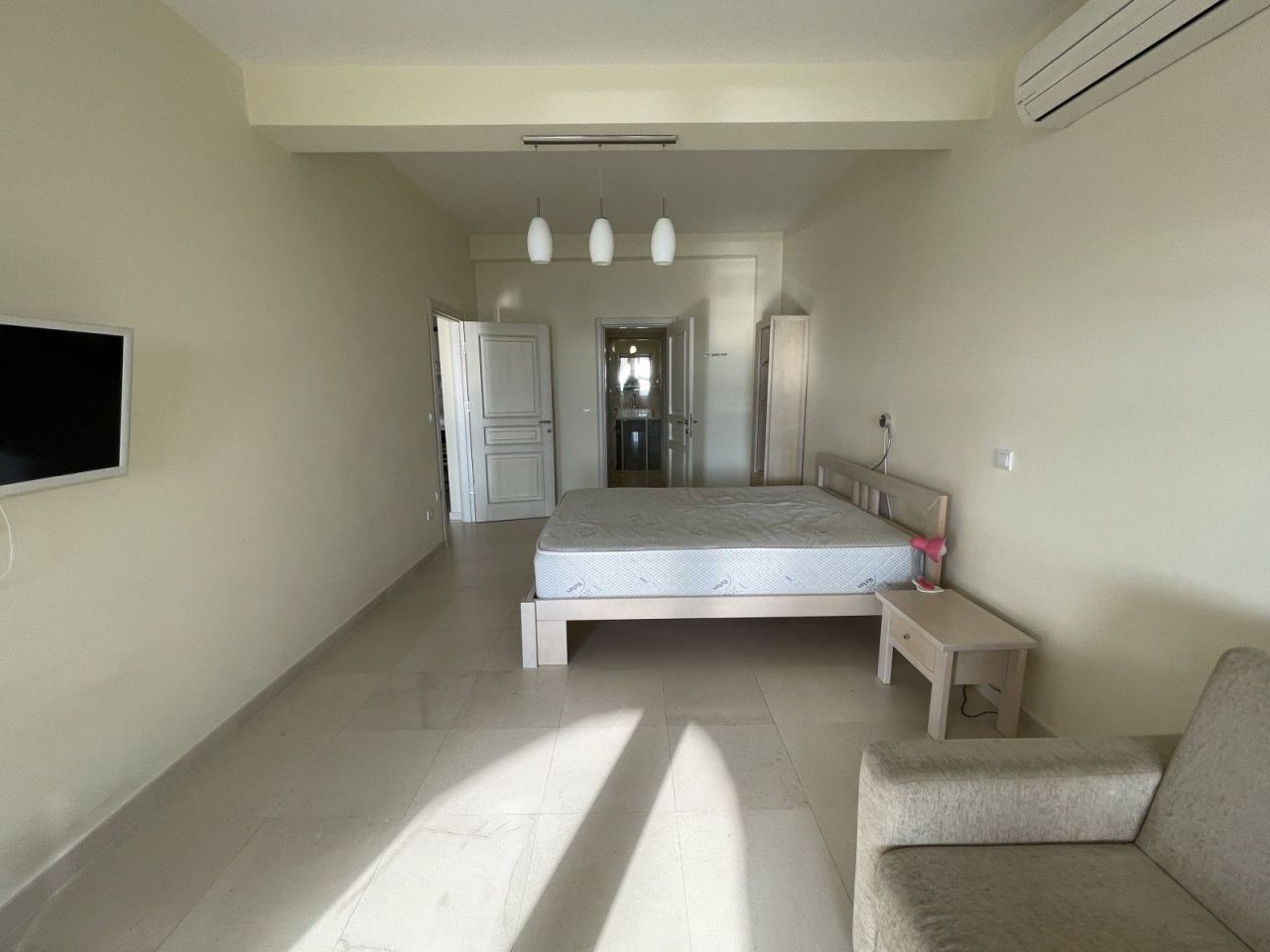 Апартаменты в Херцег-Нови, Черногория, 154.2 м² - фото 13