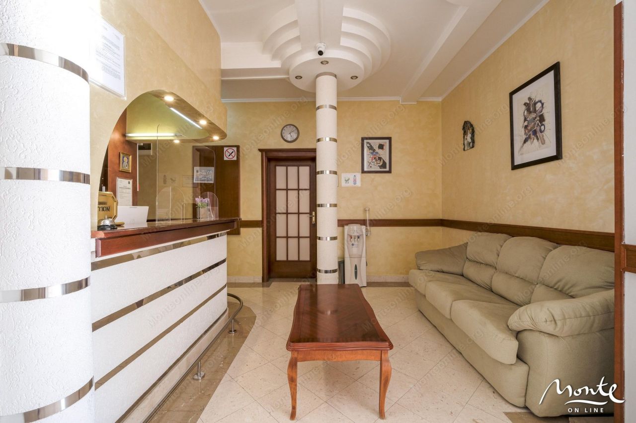 Отель, гостиница в Будве, Черногория, 1 256 м² - фото 13