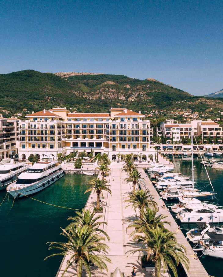 Апартаменты в Тивате, Черногория, 95 м² - фото 13