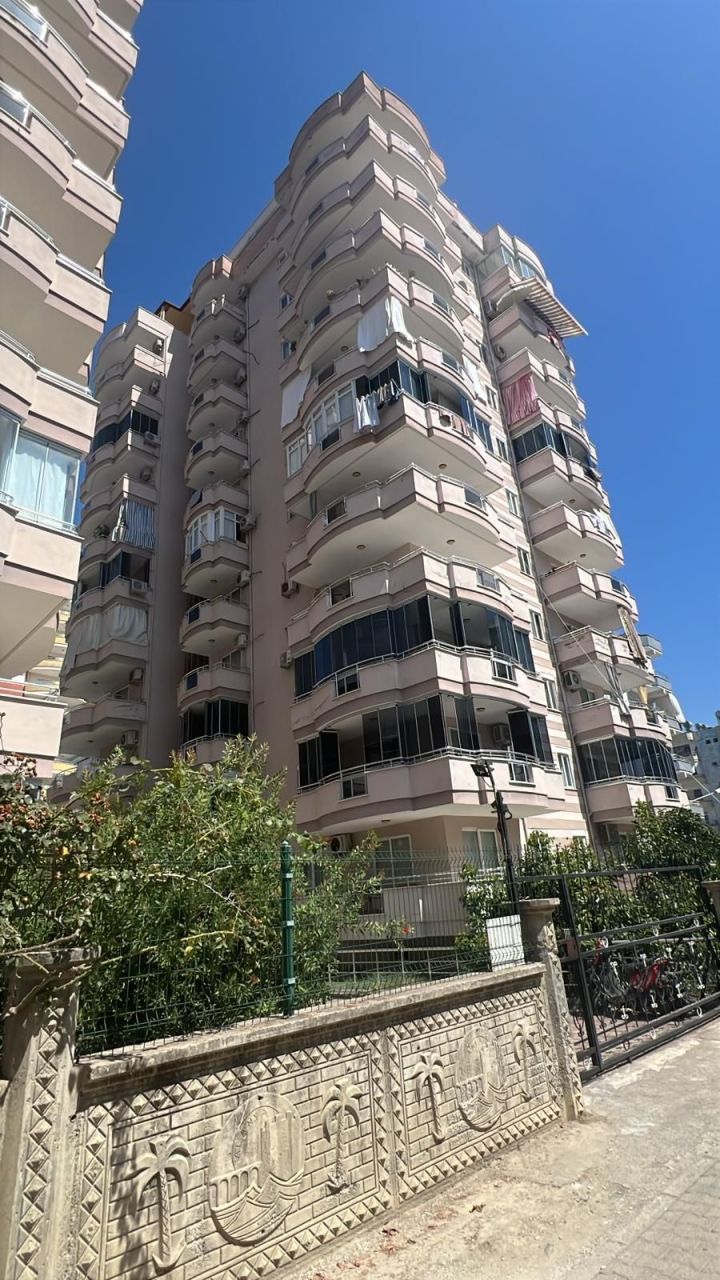 Квартира в Алании, Турция, 200 м² - фото 1