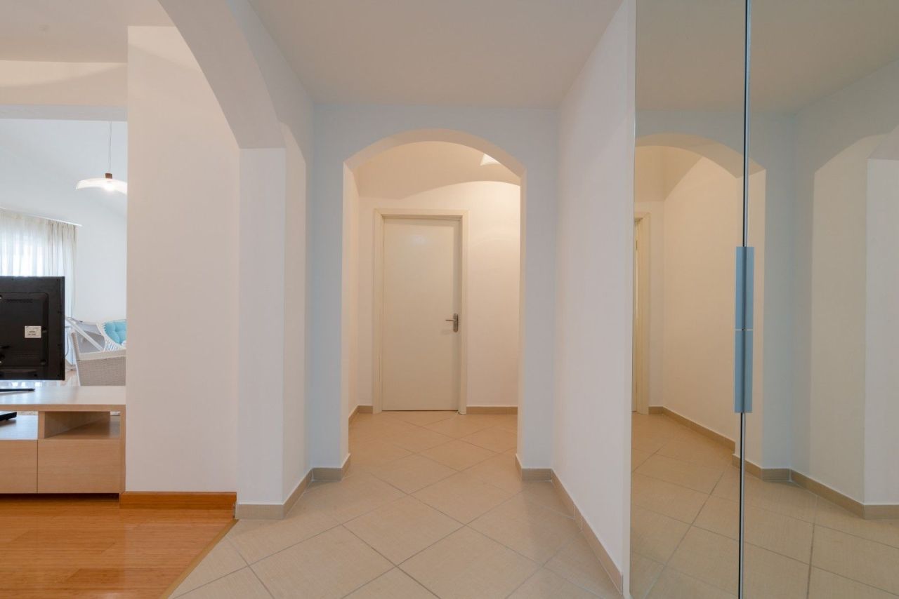 Апартаменты в Будве, Черногория, 222 м² - фото 13