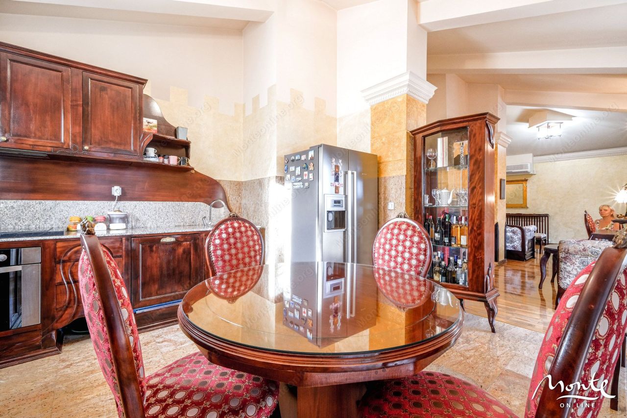 Апартаменты в Будве, Черногория, 179 м² - фото 13