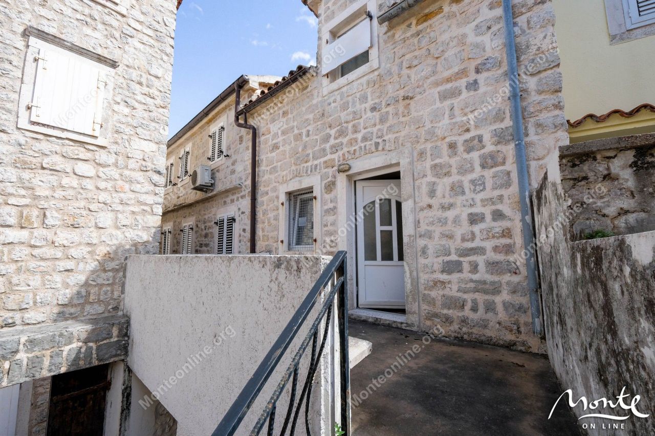 Вилла в Будве, Черногория, 91 м² - фото 14