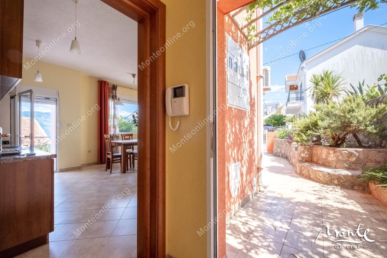 Вилла в Крашичах, Черногория, 89 м² - фото 14