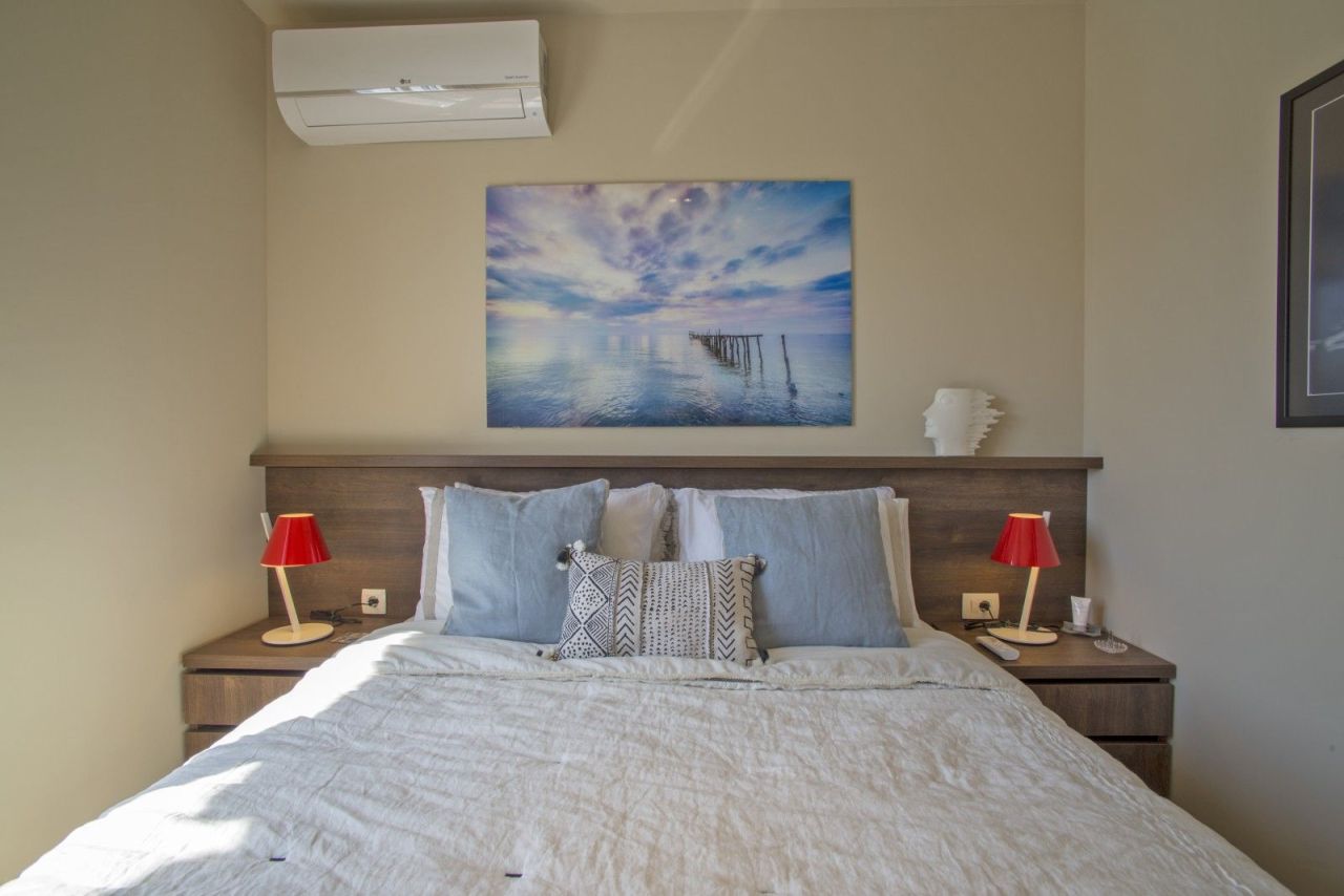 Апартаменты в Тивате, Черногория, 64 м² - фото 14