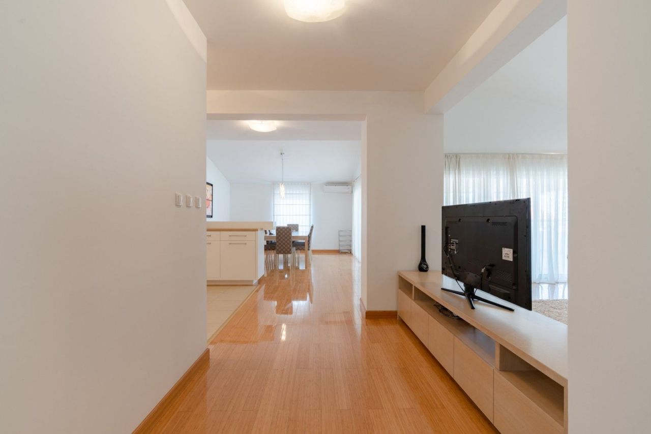 Апартаменты в Будве, Черногория, 222 м² - фото 15