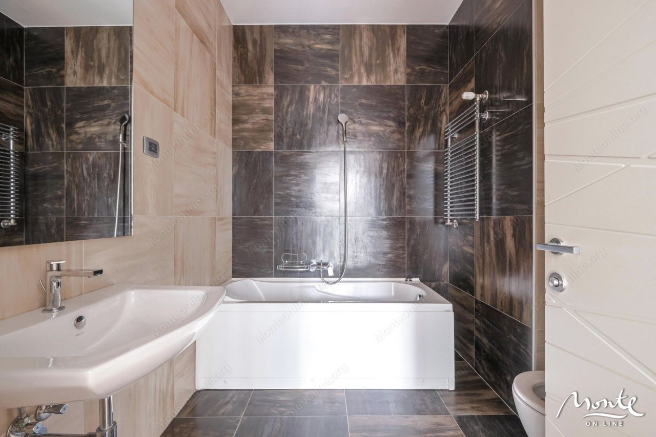 Апартаменты в Будве, Черногория, 87 м² - фото 15